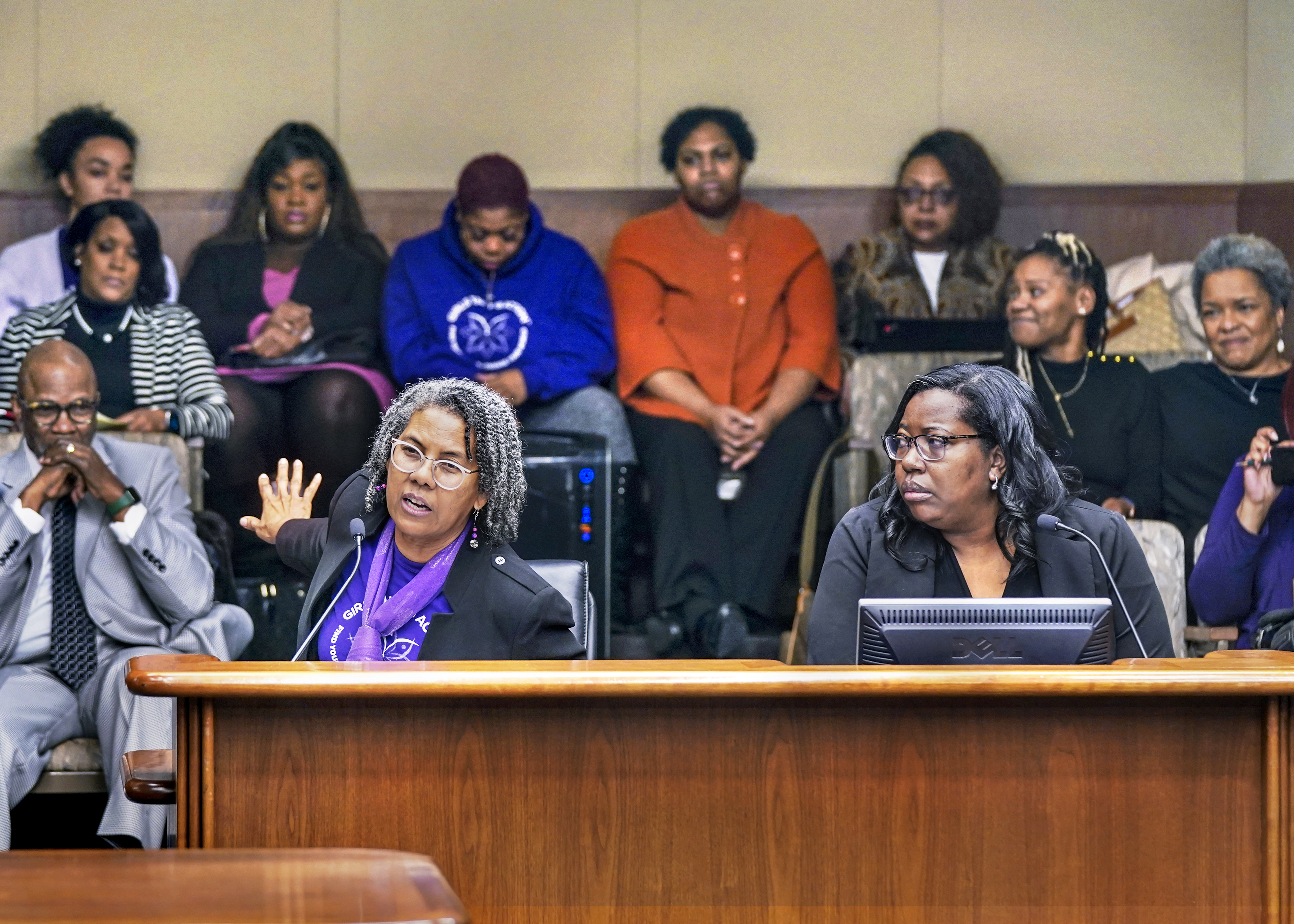Verna Cornelia Price, left, tells the House public safety committee Jan. 12 of the potential impact an office for missing and murdered Black women and girls would have. Rep. Ruth Richardson, right, is the bill sponsor. (Photo by Catherine Davis)
