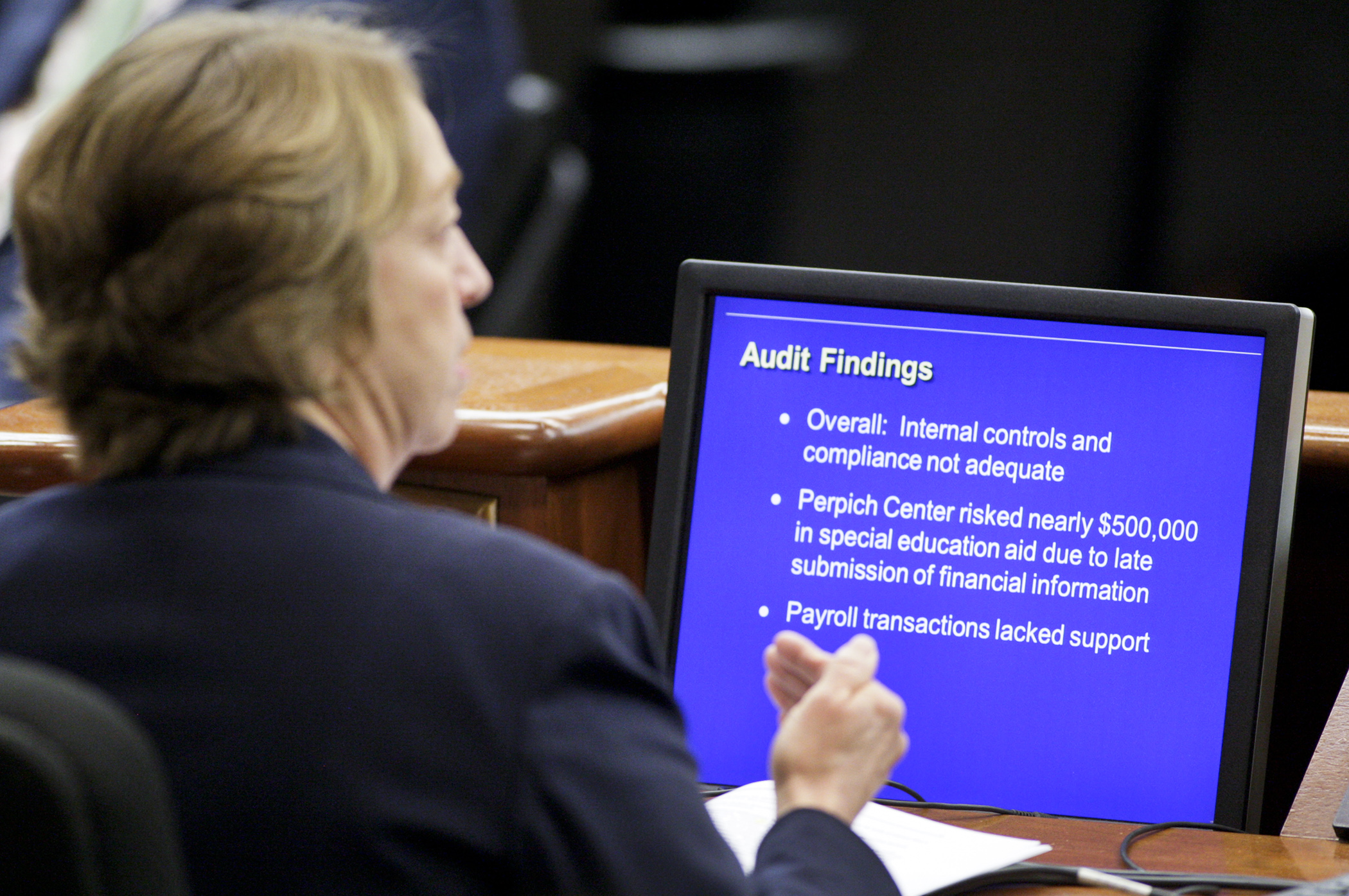 Cecile Ferkul, deputy legislative auditor for the Office of the Legislative Auditor’s Financial Audit Division, outlines findings from the audit on the Perpich Center for Arts Education to the House Education Innovation Policy Committee Jan. 19. Photo by Paul Battaglia 