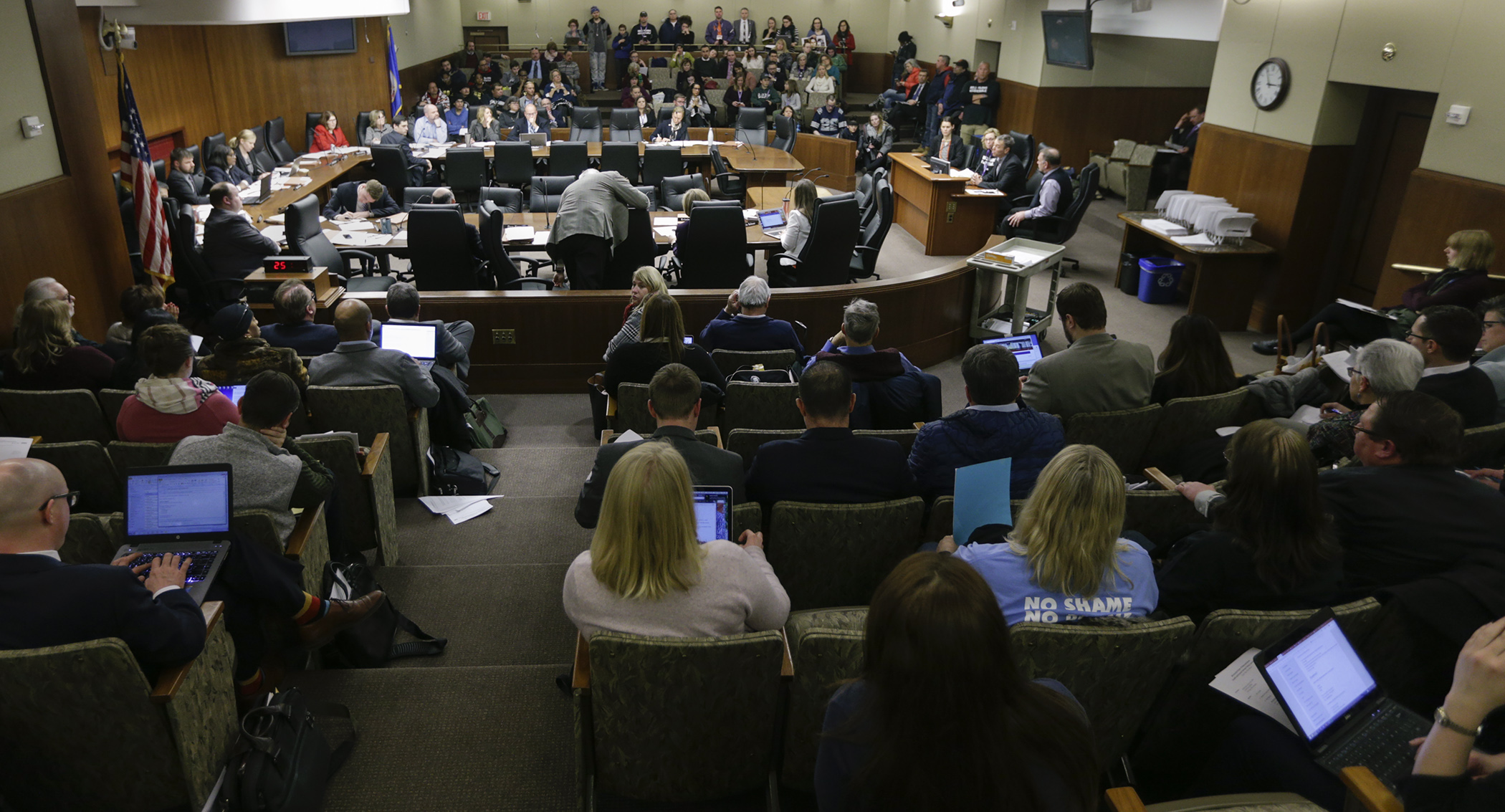 The House Health and Human Services Policy Committee debated a bill Wednesday to require drug manufacturers and wholesale drug distributors that sell or distribute opioids in Minnesota to pay an opiate product registration fee. Photo by Paul Battaglia