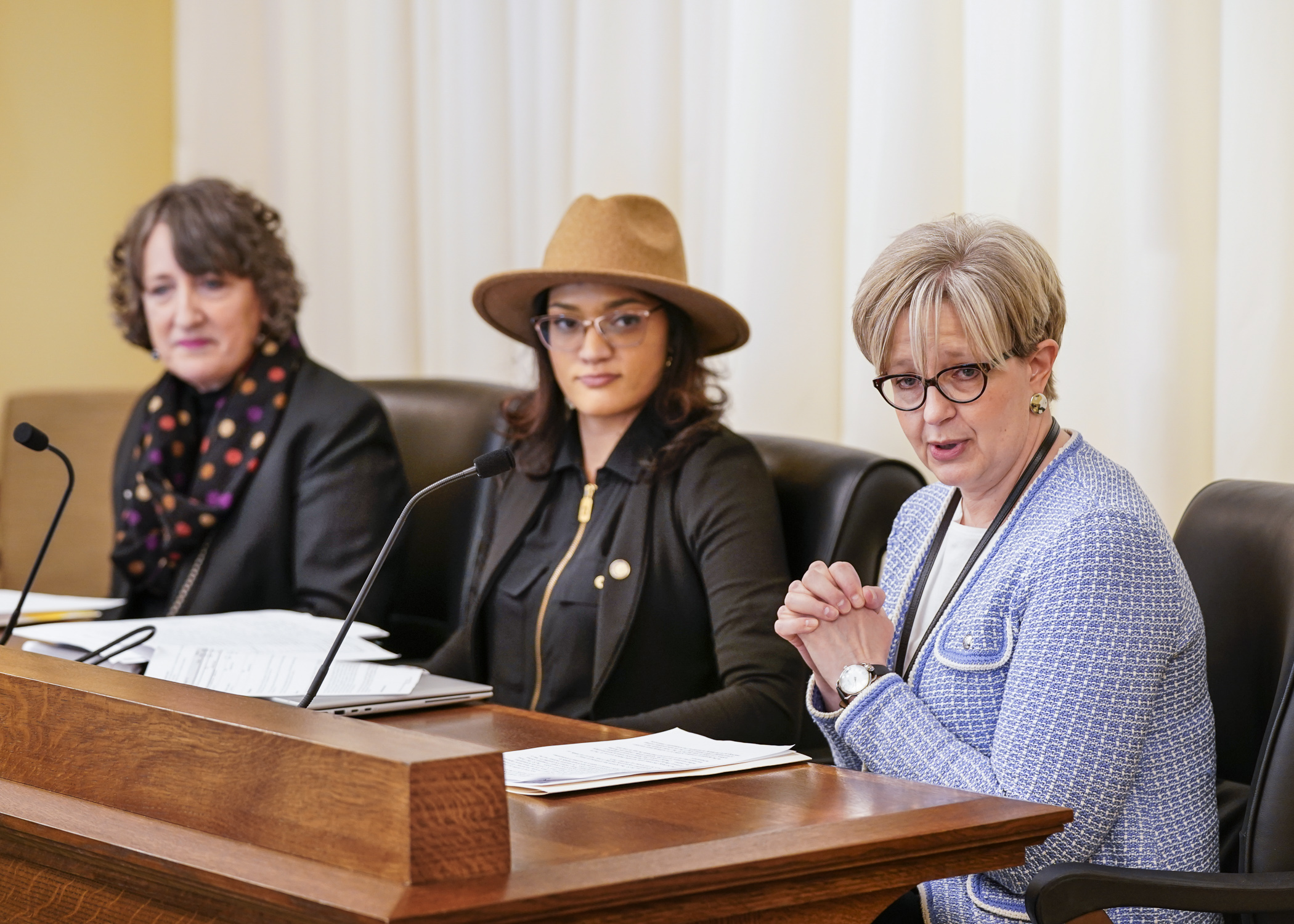 Lori Erickson, assistant director of Saint Paul Schools Office of Early Learning, testifies before the House Education Finance Committee Feb. 2 in support of HF456. Rep. María Isa Pérez-Vega, center, is the bill sponsor. (Photo by Catherine Davis)