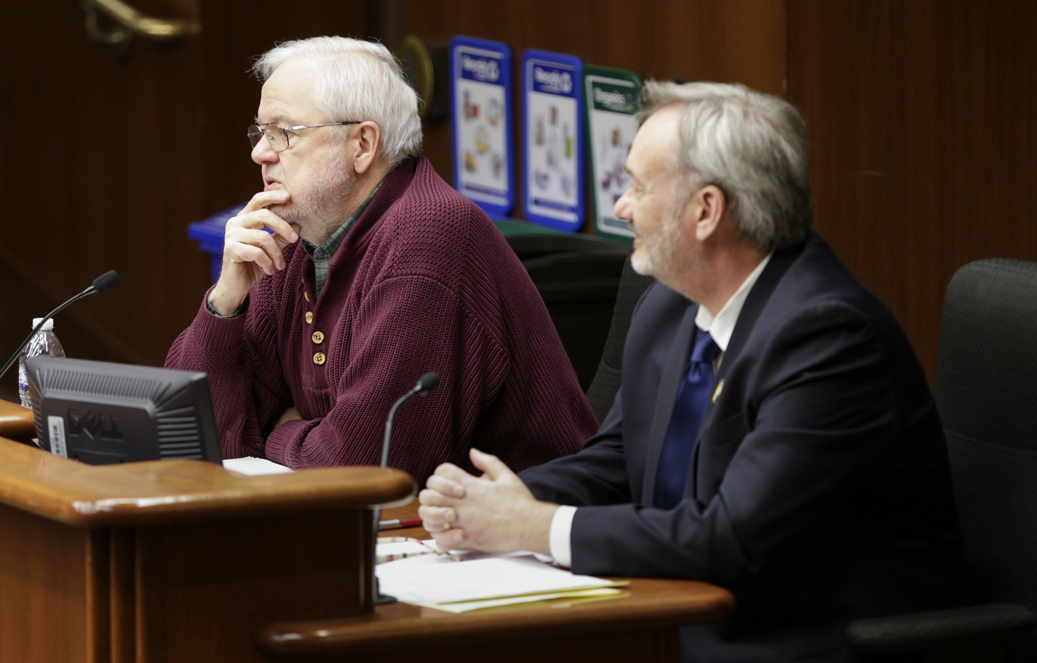 Phillip Schneider of Mendota Heights (left), retired from the Central Intelligence Agency, offers support of HF503 sponsored by Rep. Rick Hansen that would provide a tax benefit for retired CIA employees. Photo by Paul Battaglia