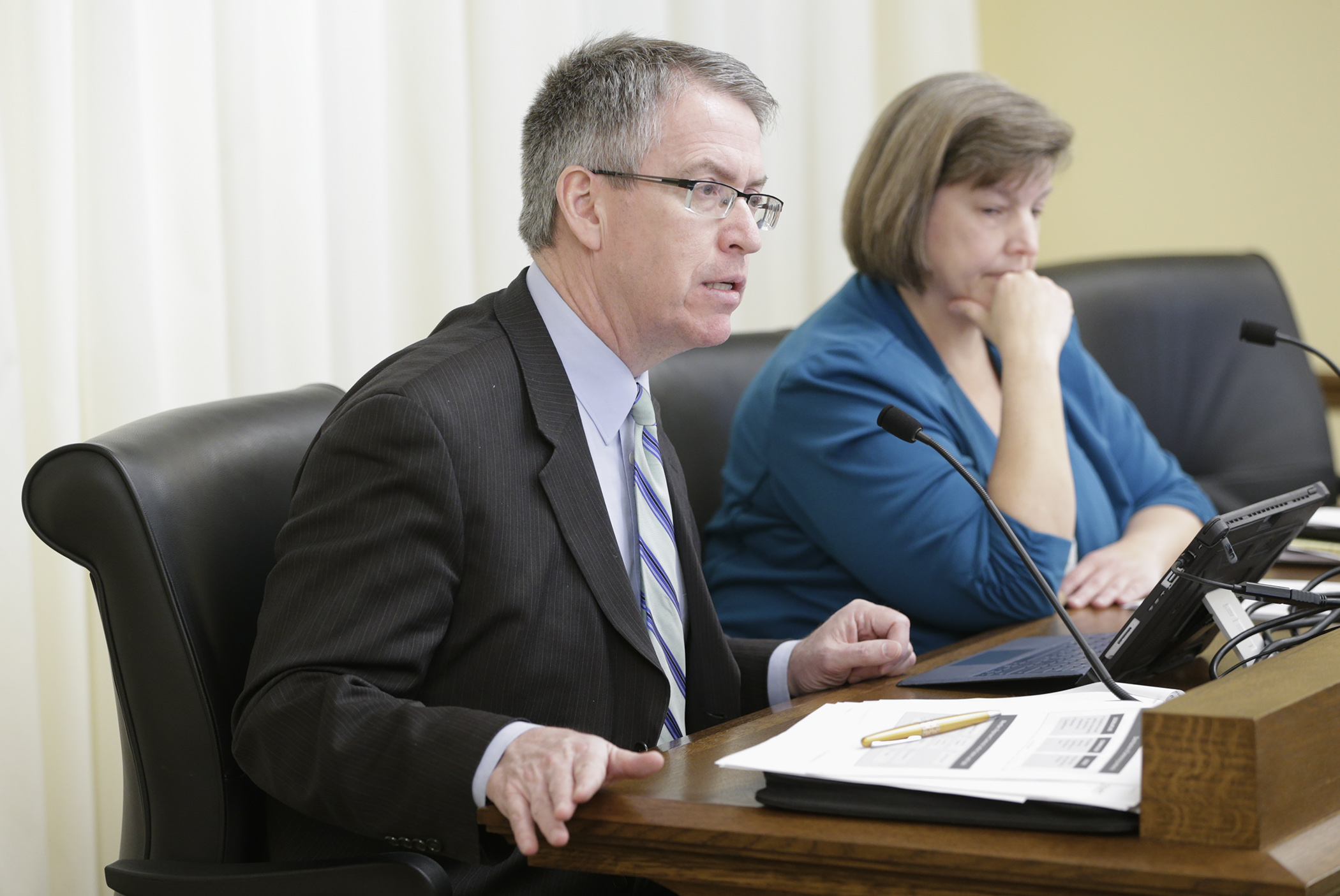 Nathaniel Reitz, executive director of the Minnesota Sentencing Guidelines Commission, provides a commission overview to the House Public Safety and Criminal Justice Reform Finance and Policy Division Feb. 11. Photo by Paul Battaglia