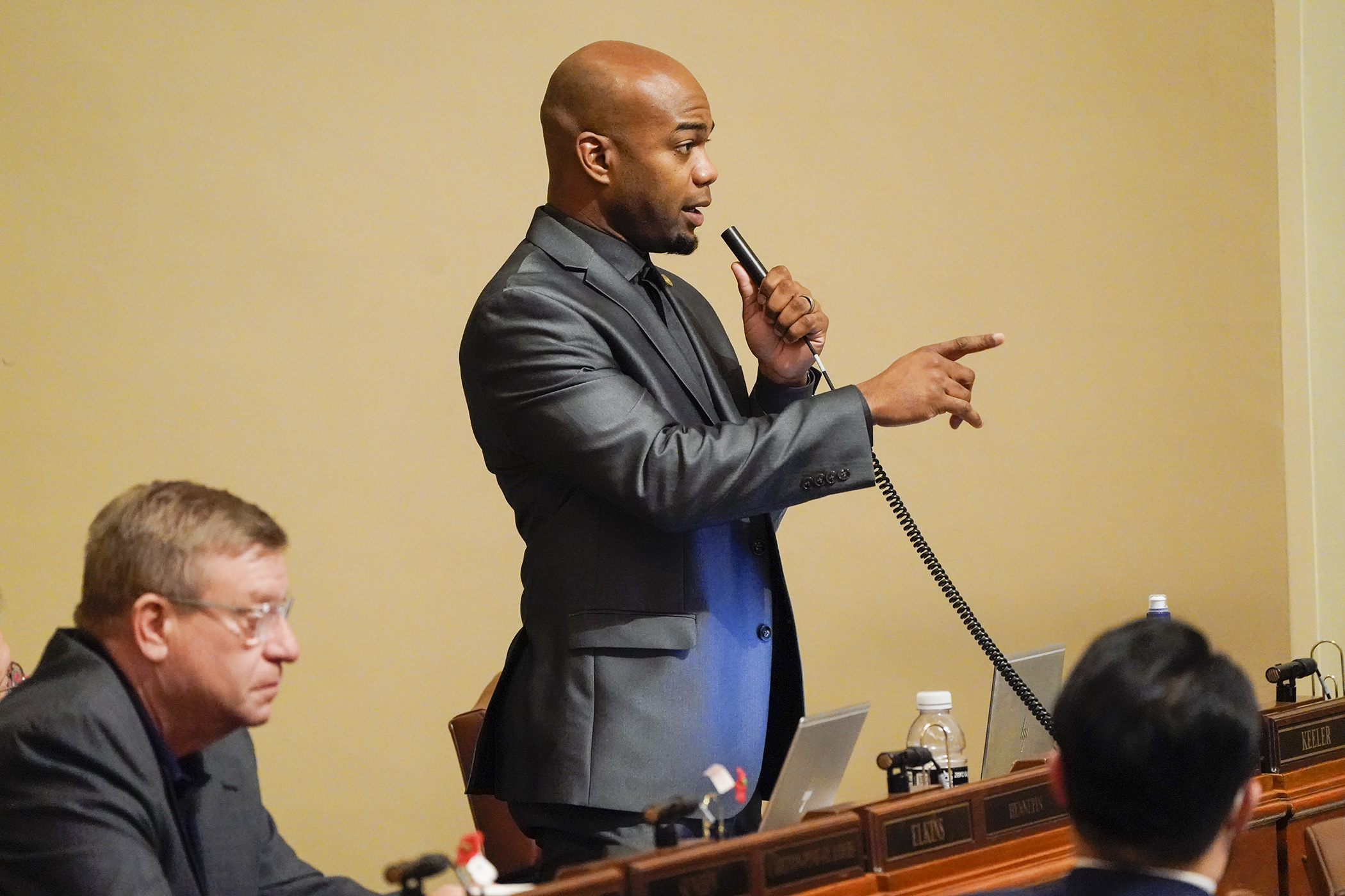 Rep. Cedrick Frazier speaks during the Feb. 24 floor debate on HF2900 that would authorize payments for frontline workers whose work put them at higher risk of contracting COVID-19 during the state's peacetime emergency. (Photo by Paul Battaglia)