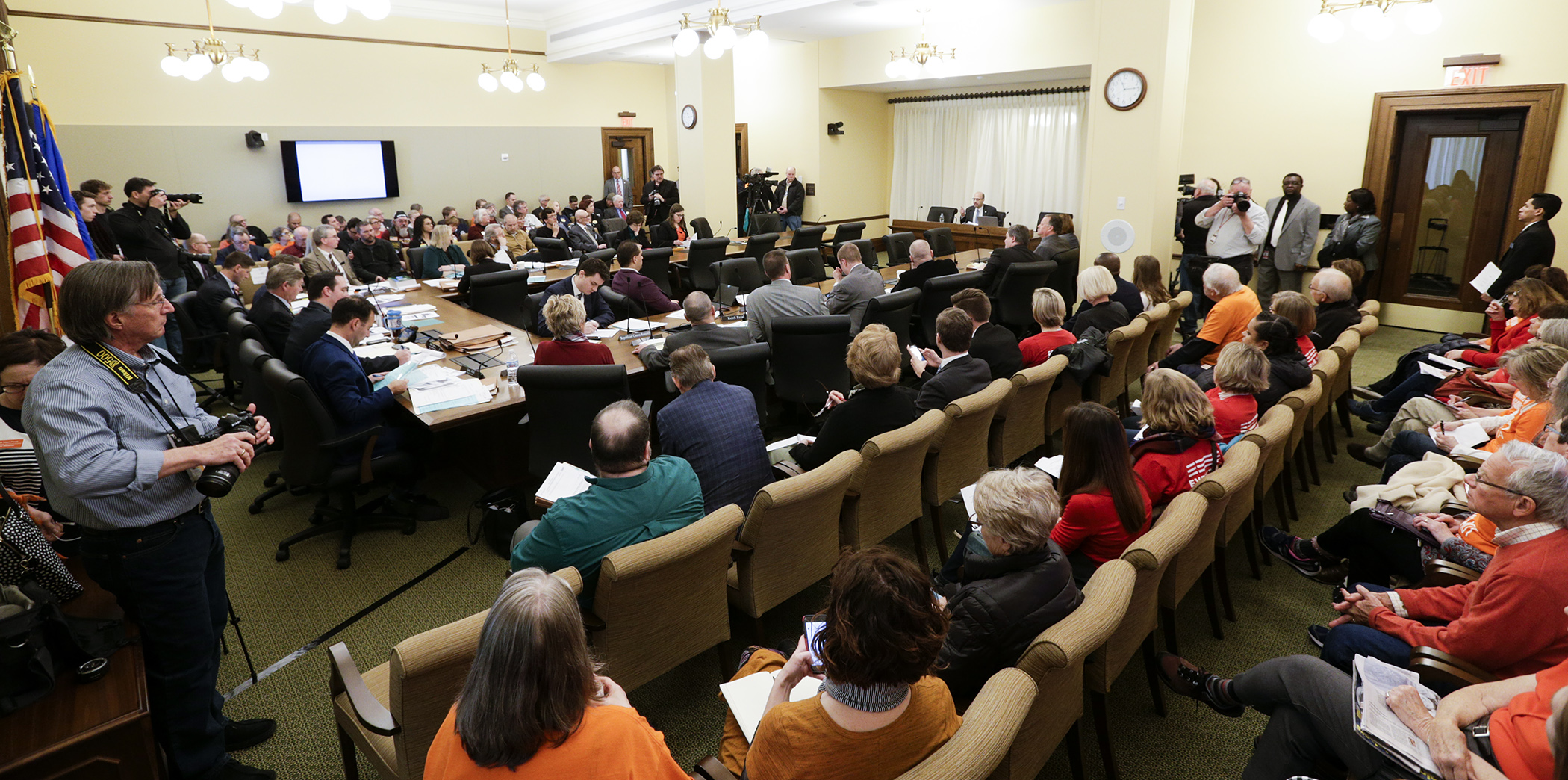 A Capitol hearing room was packed when two gun-related bills were debated March 1 in the House Public Safety and Security Policy and Finance Committee. Photo by Paul Battaglia