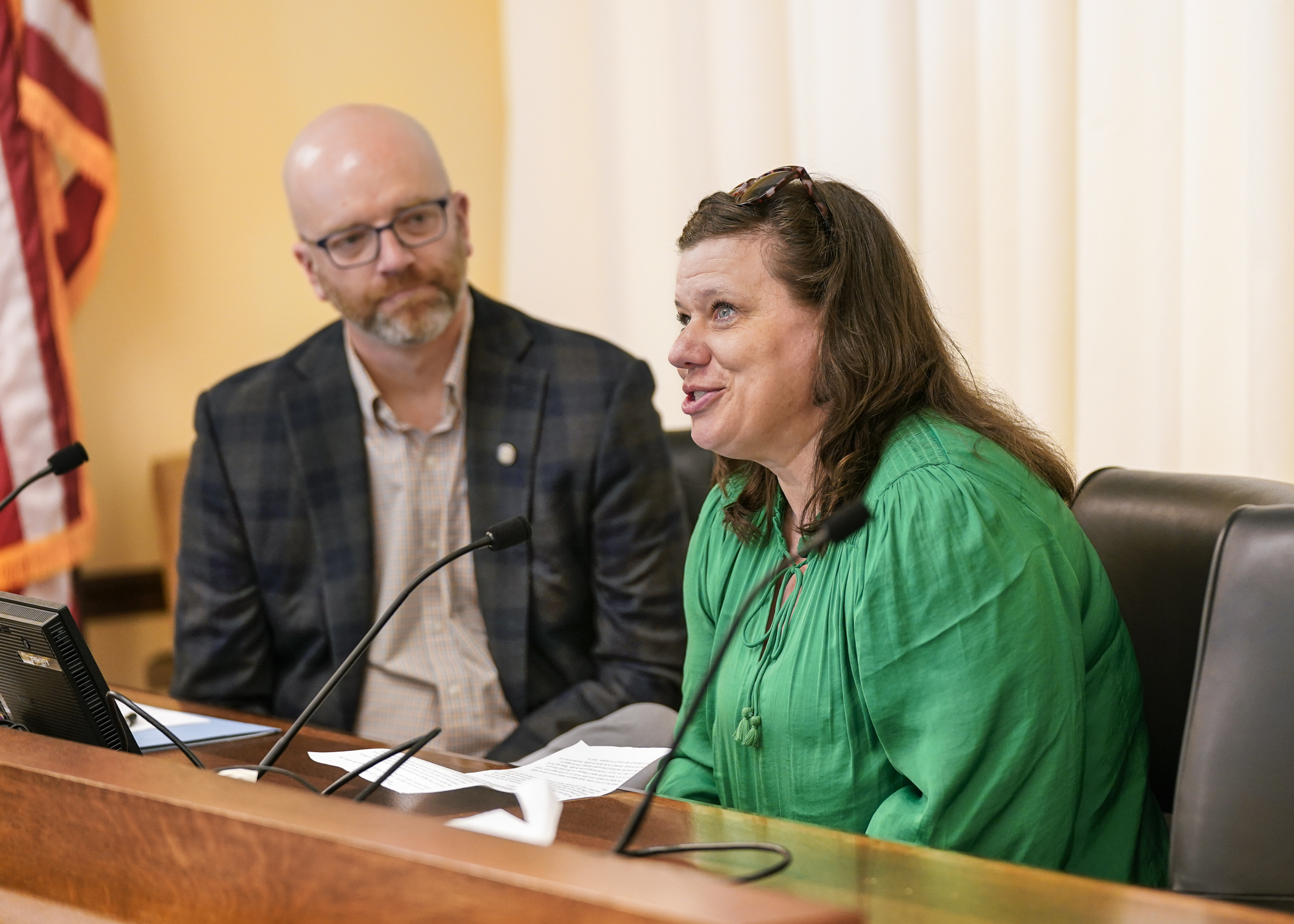 Sarah Rapp, a food service employee at Hastings High School, testifies before the House Education Finance Committee March 7 in support of a bill to would provide greater benefits to school personnel and paraprofessionals. (Photo by Catherine Davis)