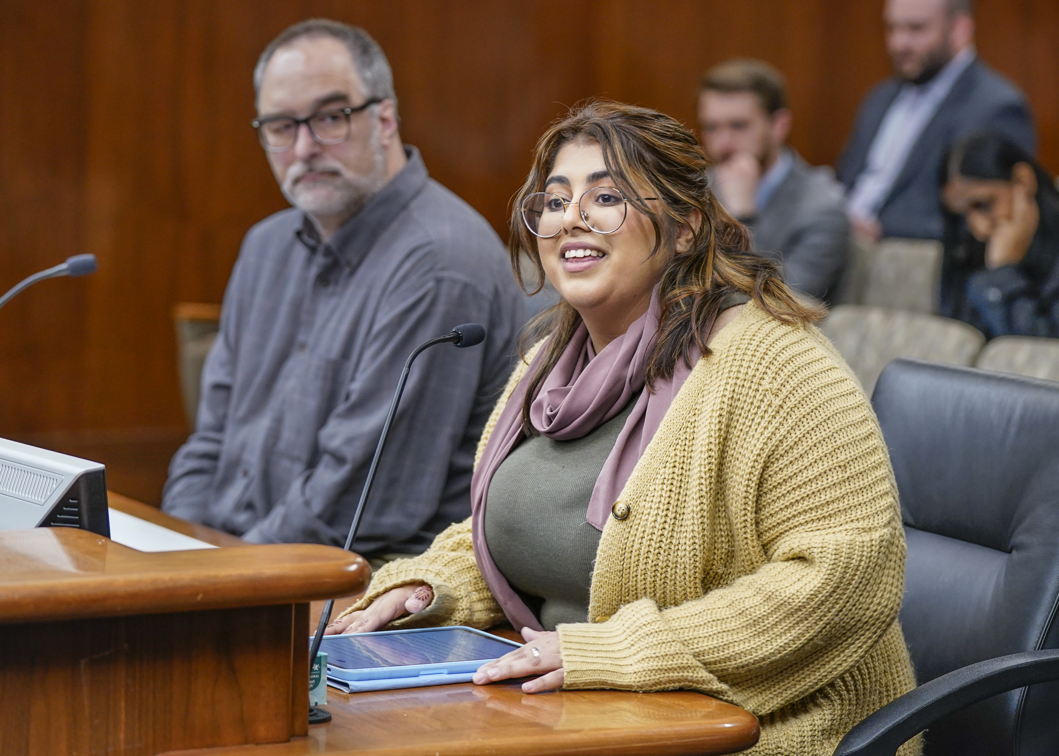 St. Cloud State University student Marwah Asif testifies March 28 before the House Higher Education Finance and Policy Committee in favor of HF2073, the committee’s omnibus bill. (Photo by Catherine Davis)
