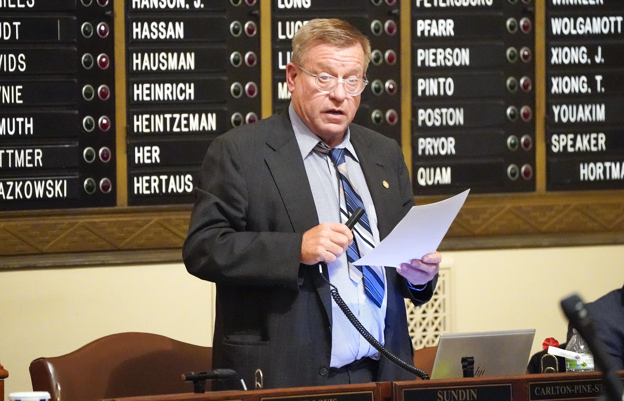 Rep. Mike Sundin, chair of the House Agriculture Finance and Policy Committee, gives an overview of the agricultural portion of HF4366, the omnibus agriculture, broadband and housing supplemental finance and policy bill April 25. (Photo by Paul Battaglia)