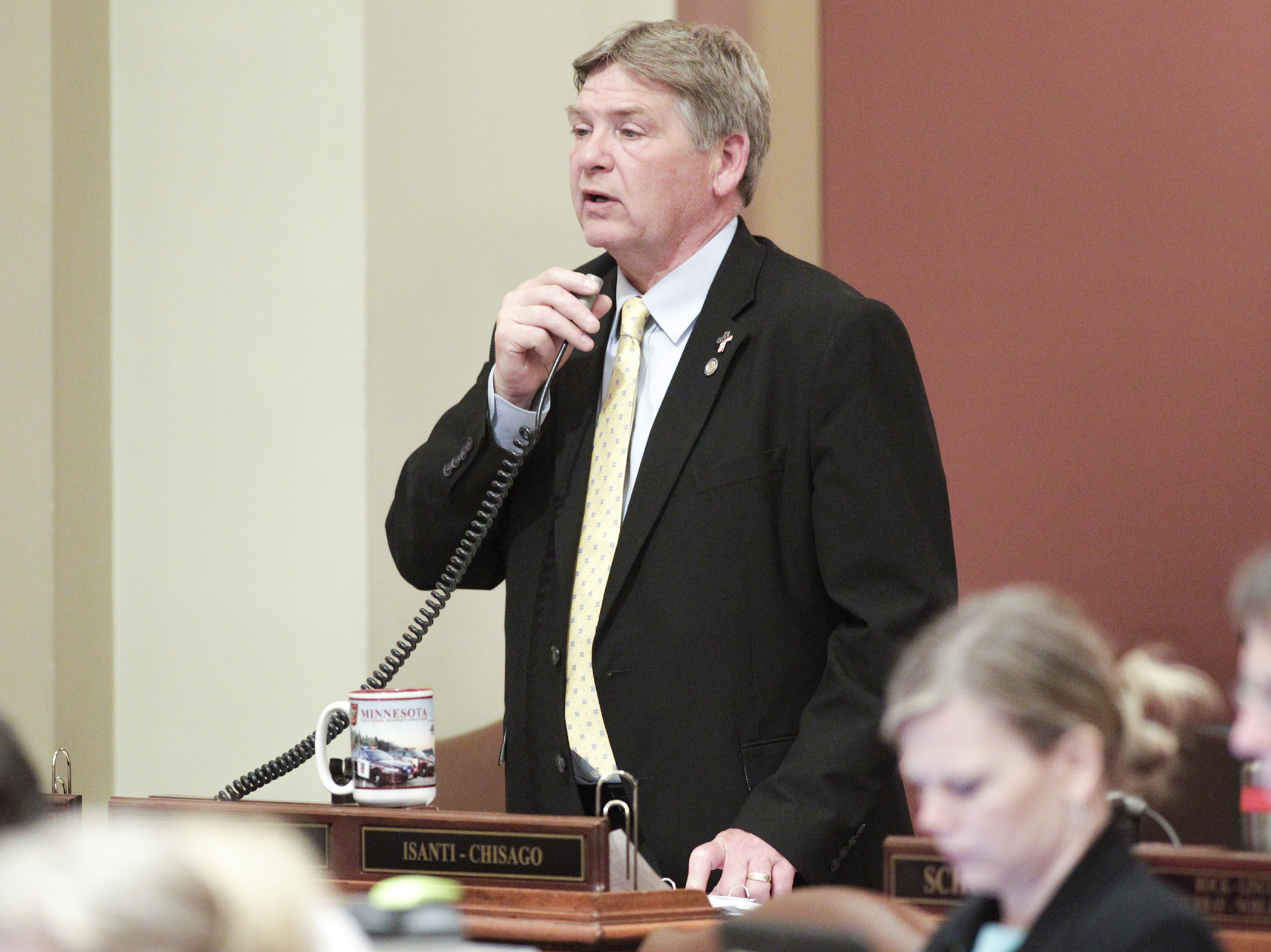 Rep. Brian Johnson describes HF2856, the omnibus public safety and security finance bill, before members begin debating the bill May 1. The bill was passed 92-35. Photo by Paul Battaglia
