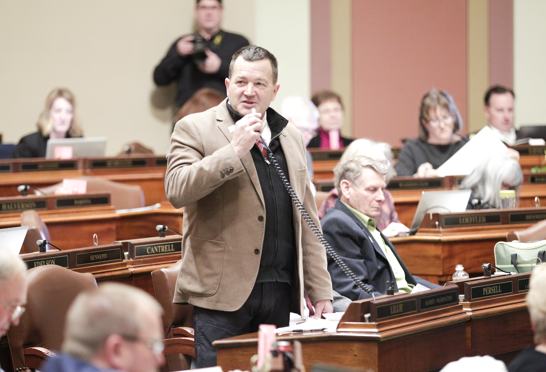 Rep. Leon Lillie, chair of the House Legacy Finance Division, offers an amendment to his bill, HF653 the omnibus legacy finance bill, during floor debate May 2. The bill passed 100-26. Photo by Paul Battaglia