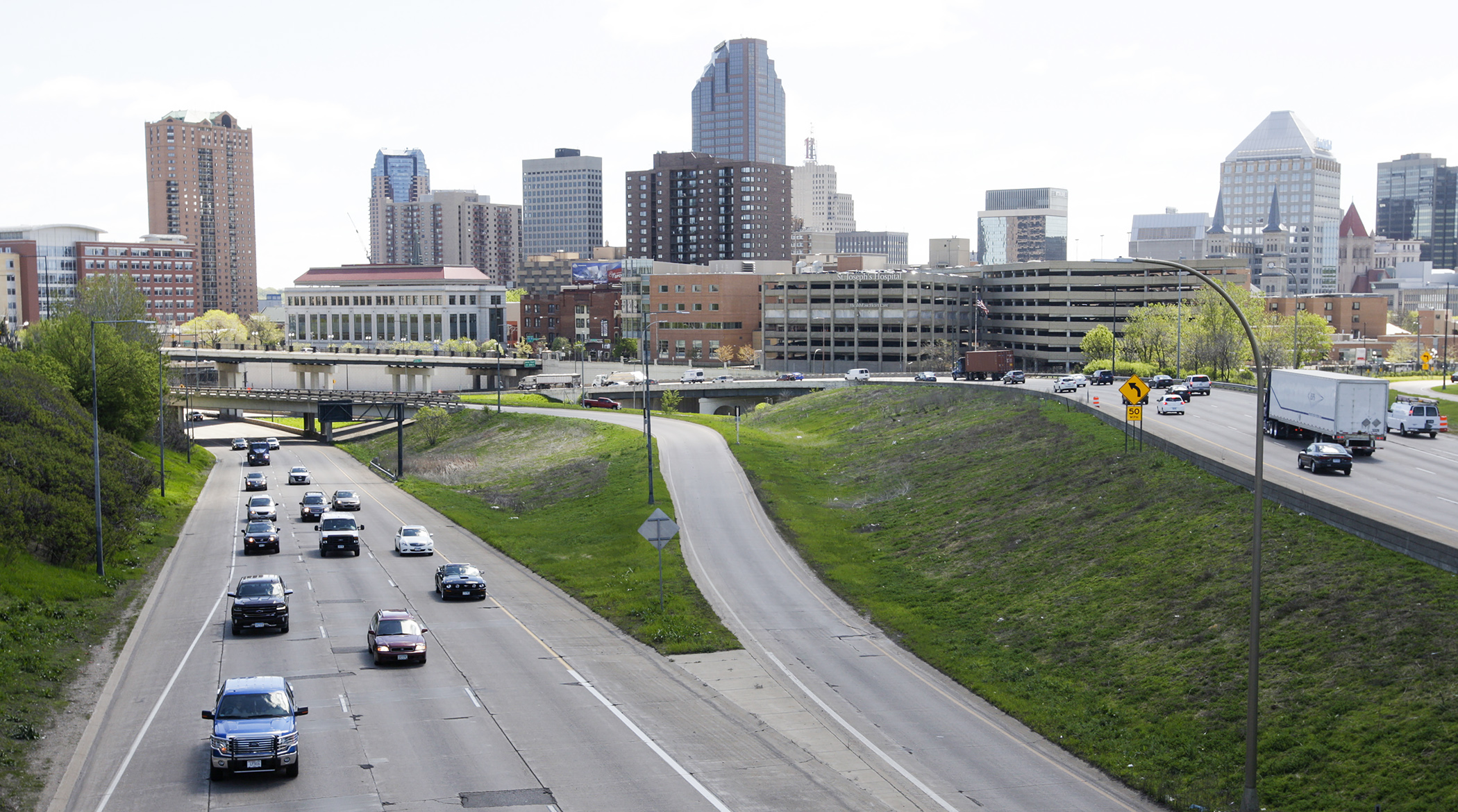 Interstate 94 near downtown St. Paul. House Photography file photo