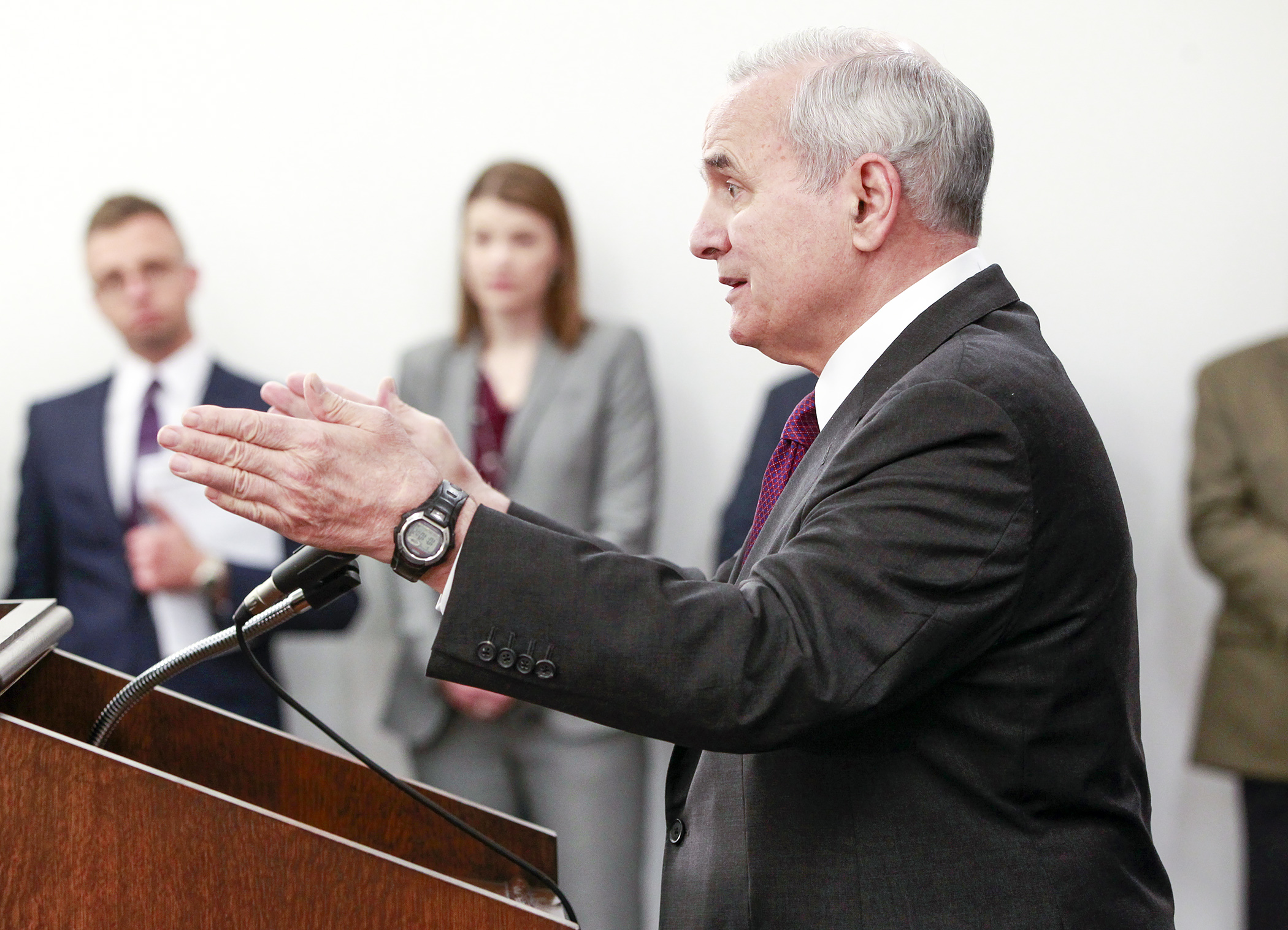 Gov. Mark Dayton on Tuesday asked legislative leaders to work with him to resolve their differences so they can meet in special session to pass new tax and bonding bills. Photo by Paul Battaglia
