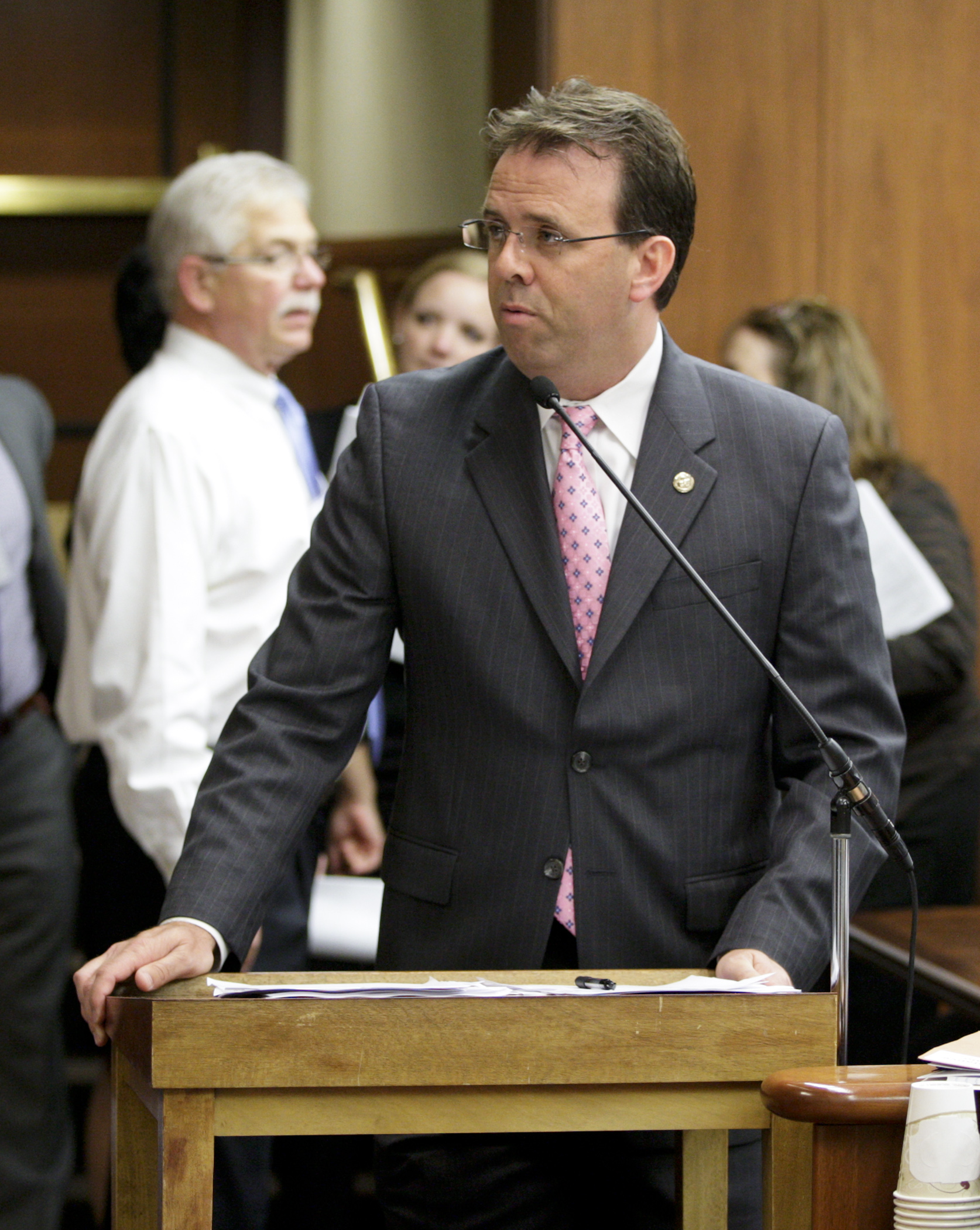 Rep. Pat Garofalo begins his presentation of the omnibus jobs and energy bill during the June 12 Special Session. Photo by Paul Battaglia