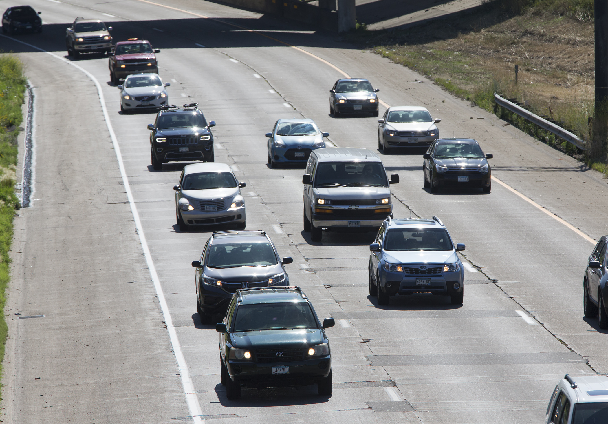 Traffic on Interstate 94 in St. Paul. State officials told the House transportation panel Tuesday that speeding drivers are the cause of a big jump in roadway fatalities over the past two years. (House Photography file photo)