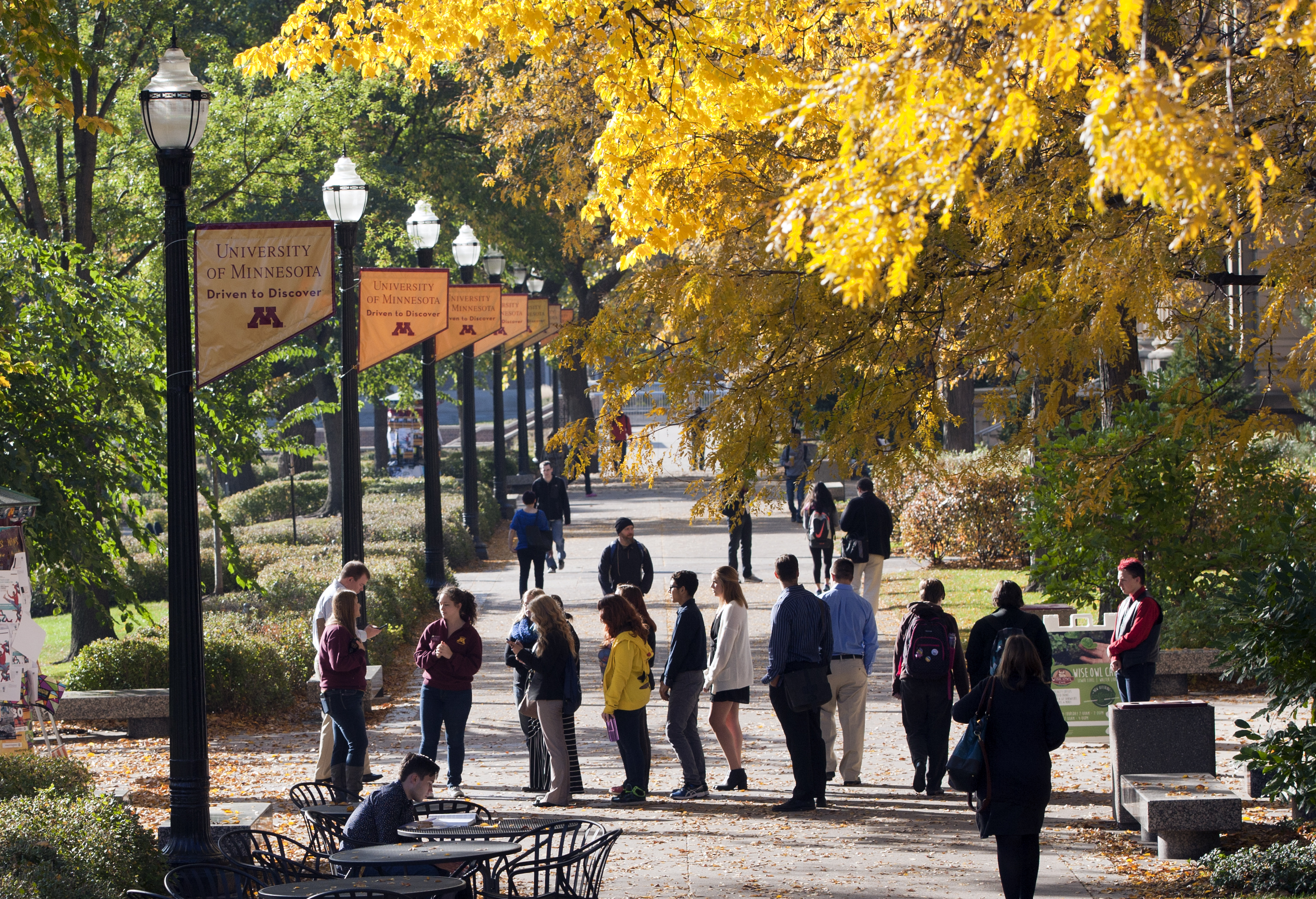 Students on the University of Minnesota's Minneapolis campus. University officials have requested an additional $400 million in funding from state lawmakers through fiscal year 2025. (House Photography file photo)